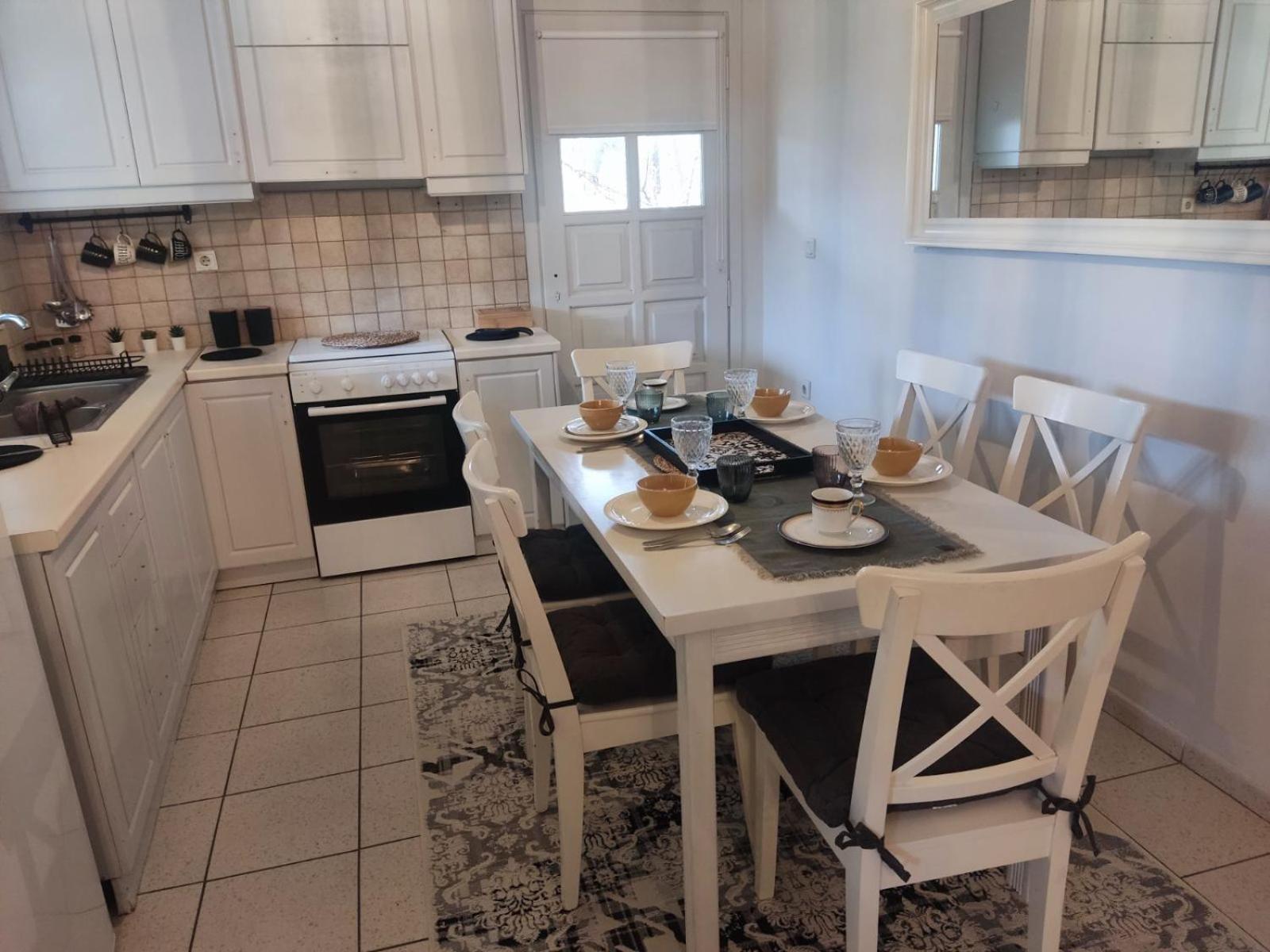 A&V'S Home Agioi Apostoloi  Dış mekan fotoğraf