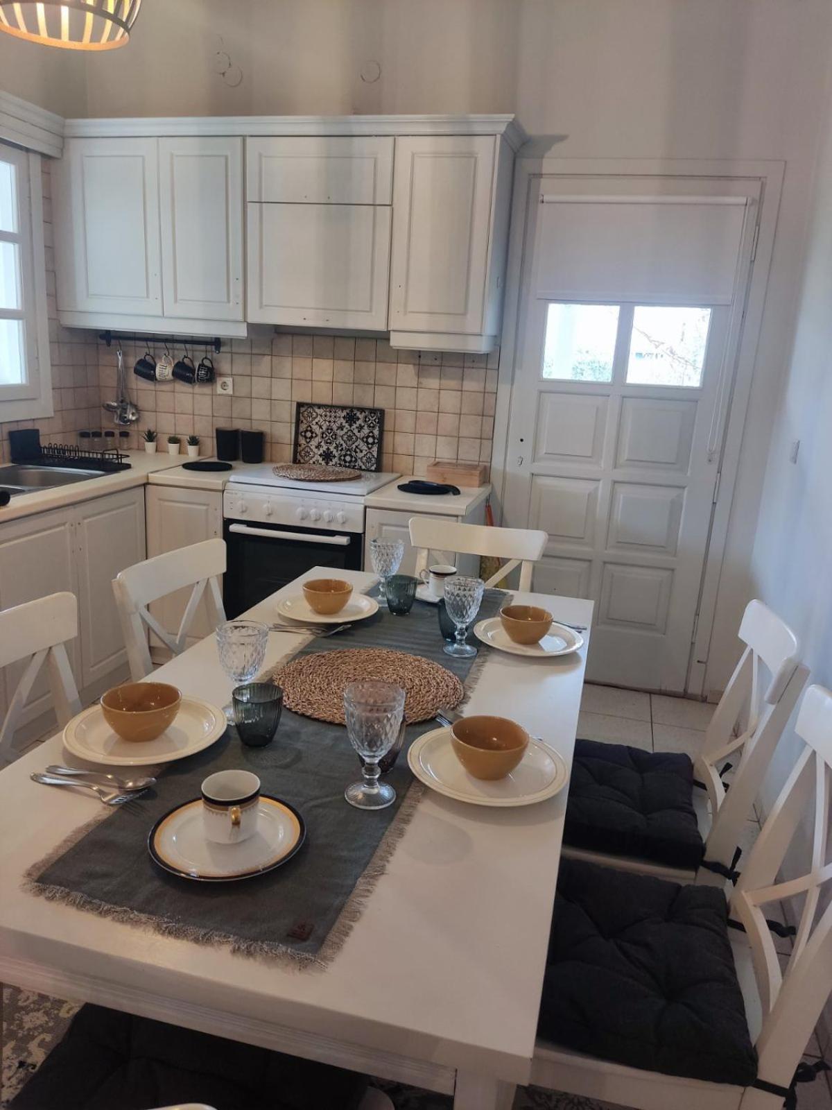 A&V'S Home Agioi Apostoloi  Dış mekan fotoğraf